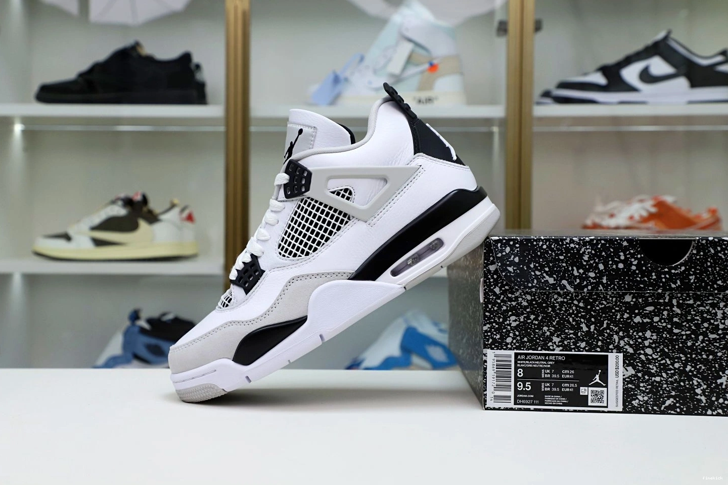 BLACK AIR MILITARY 4 JORDAN 0226